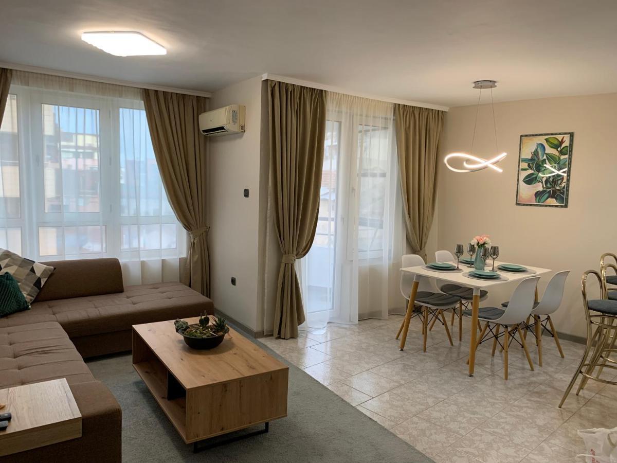 Unbeatable Location: New & Comfy Apartment Varna Eksteriør bilde