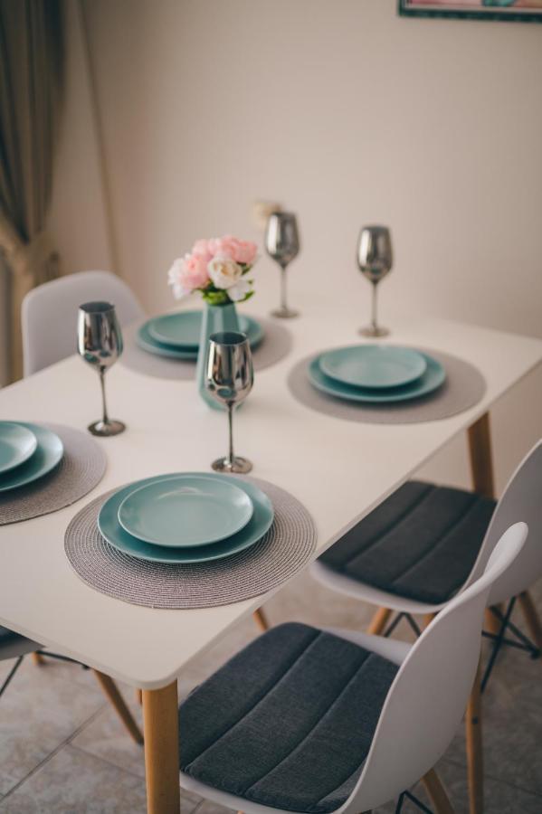 Unbeatable Location: New & Comfy Apartment Varna Eksteriør bilde