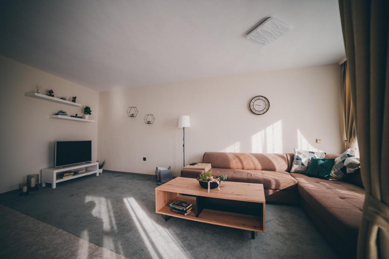 Unbeatable Location: New & Comfy Apartment Varna Eksteriør bilde